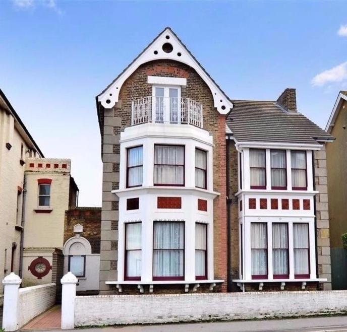 Ocean View Double With Ensuite, With Access To Private Garden And Bike Store 마게이트 외부 사진