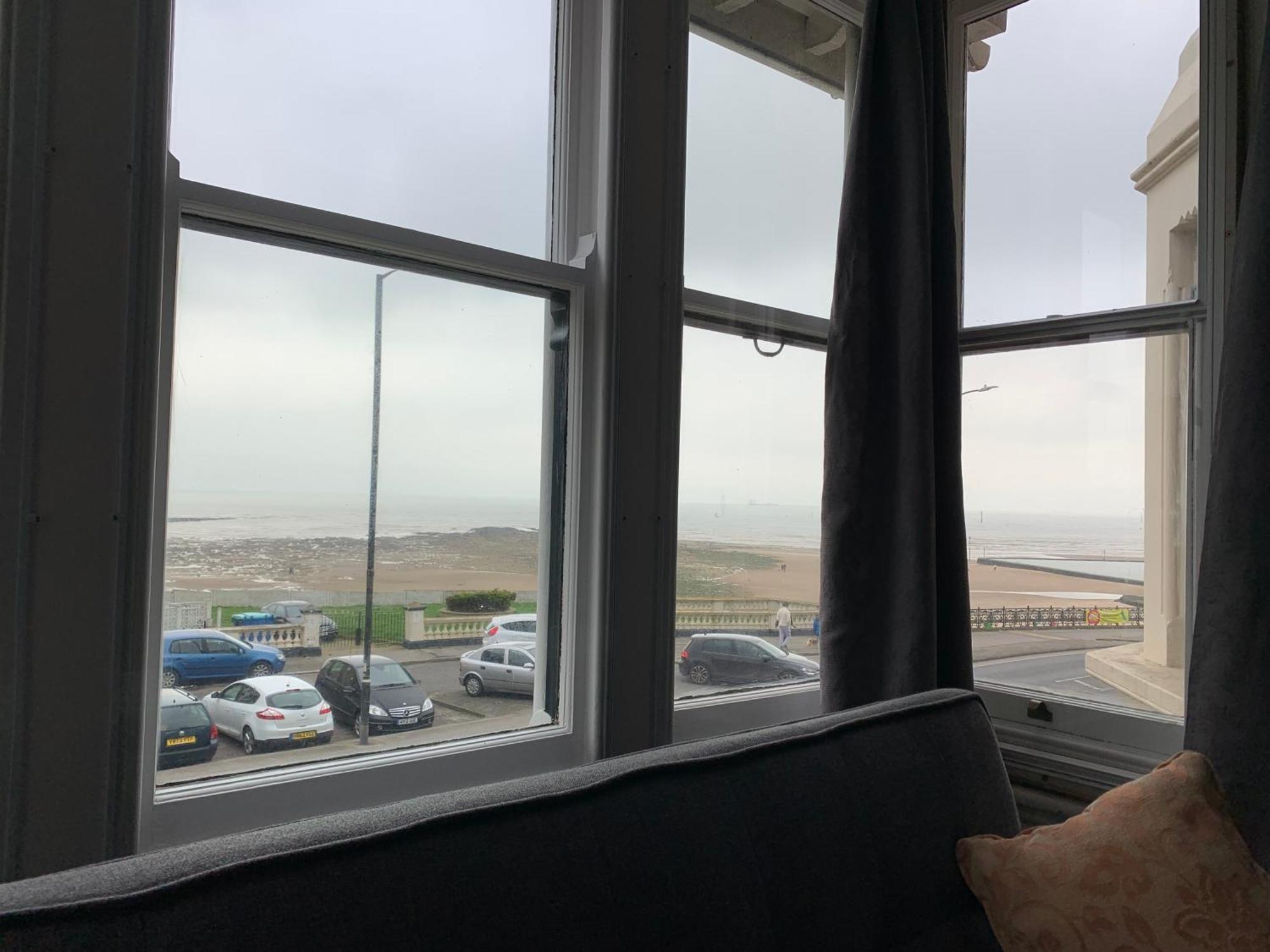 Ocean View Double With Ensuite, With Access To Private Garden And Bike Store 마게이트 외부 사진